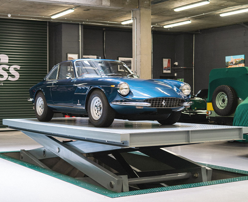 Moss Automotive Lift